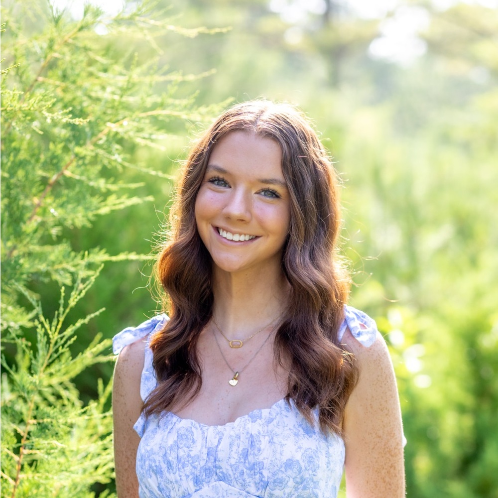 Meet your Posher, Caroline